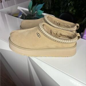 Ugg Tazz slipper color mustard seed womens size 11 brand new